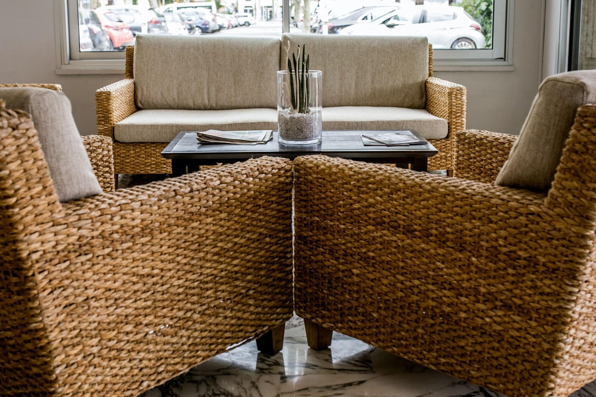 Hotel Le Dauphin Мантон Екстер'єр фото
